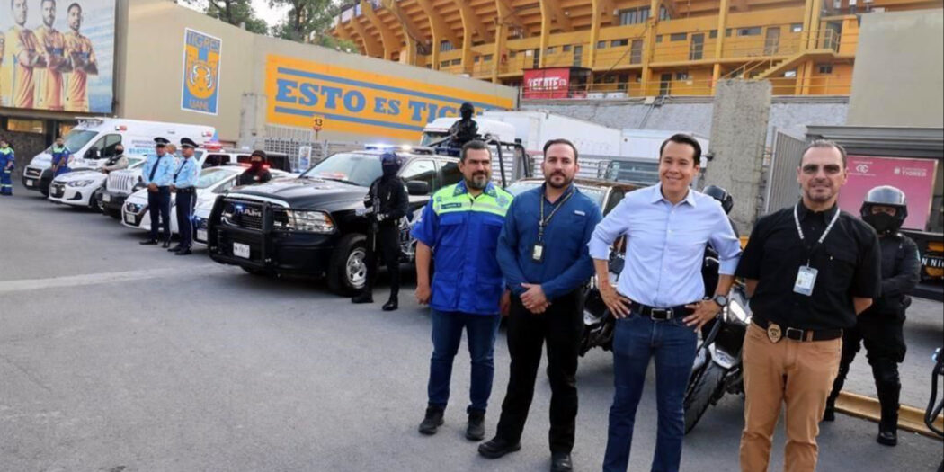 Mil Elementos Vigilar N Cl Sico Regio En El Universitario C Rculo