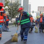 Recolectan dos toneladas de basura tras desfile revolucionario