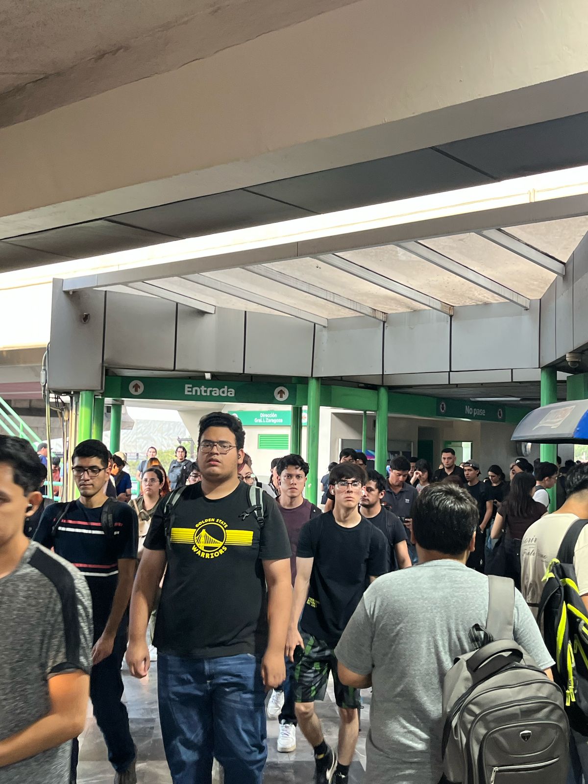 Regresan a clases más de 220 mil estudiantes de la UANL - Círculo ...