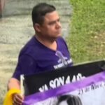 Padre de Debanhi Escobar se hace presente en marcha del 8M en Monterrey