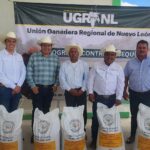Entregan 32 toneladas de alimento para ganado en Doctor Arroyo