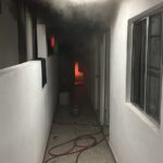 Incendio en edificio de Mitras Centro moviliza a cuerpos de auxilio en Monterrey