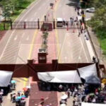 CNTE intensifica protestas y bloquea aeropuertos, bancos y plantas de Pemex en varios estados