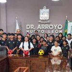 Atletas de Doctor Arroyo parten rumbo a la Olimpiada y Paralimpiada Nuevo León 2026