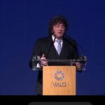 Argentina anuncia decreto para restringir ingreso de extranjeros que promuevan odio o violencia