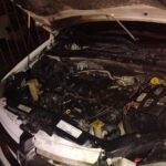 Ataque con bomba molotov incendia vehículo y deja a joven lesionado en Guadalupe
