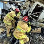 Muere conductor tras choque e incendio de tráiler en Galeana