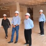 Visita Daniel Carrillo obras de Capillas Marianas en Nogalar
